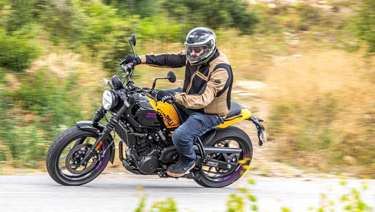 Royal Enfield Guerrilla 450: 452cc पावर, 140 kmph स्पीड और ₹2.39 लाख की कीमत में एडवेंचर का नया अंदाज़