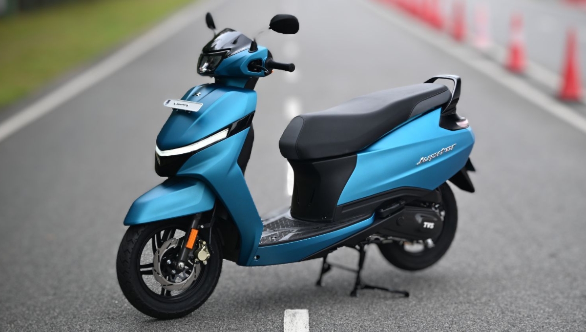TVS Jupiter: 113cc दमदार इंजन, मॉडर्न फीचर्स और कीमत सिर्फ ₹73,340 से शुरू