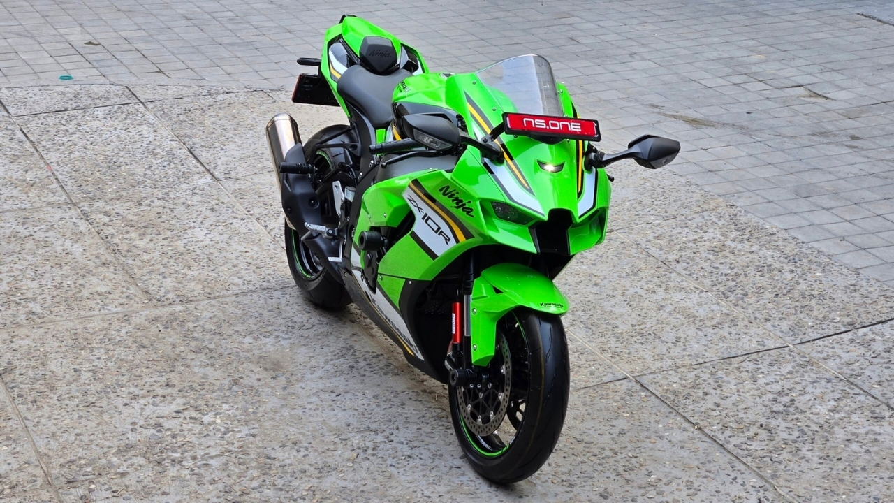 Kawasaki Ninja ZX 10R