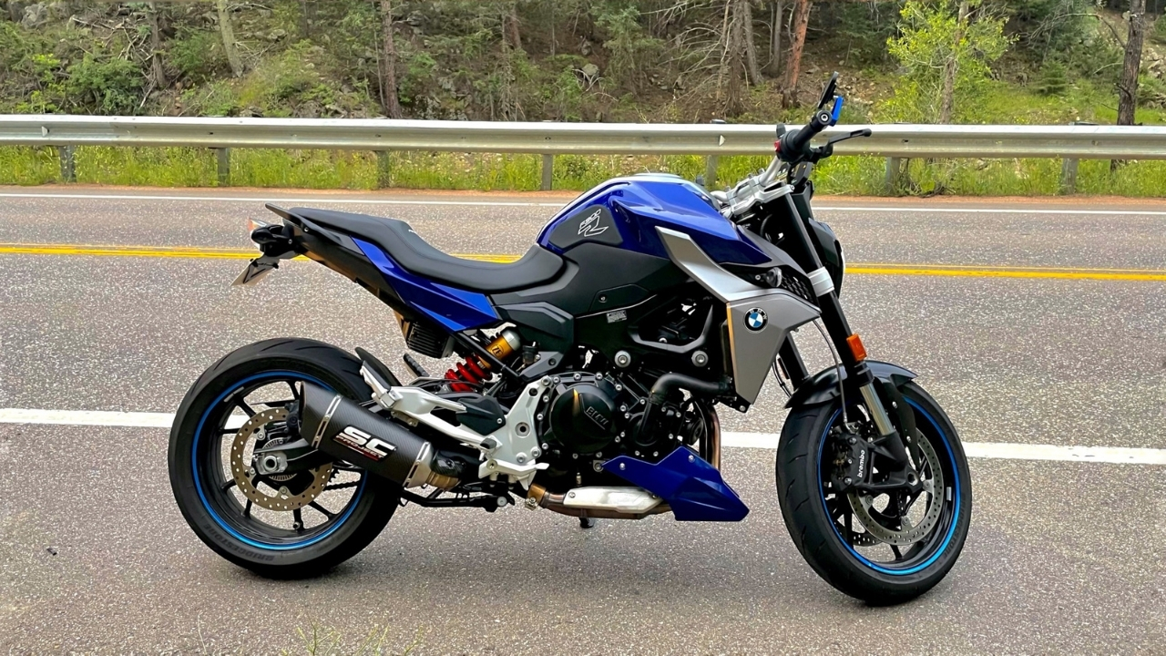 BMW F900R