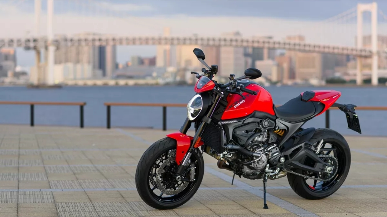 Ducati Monster 937