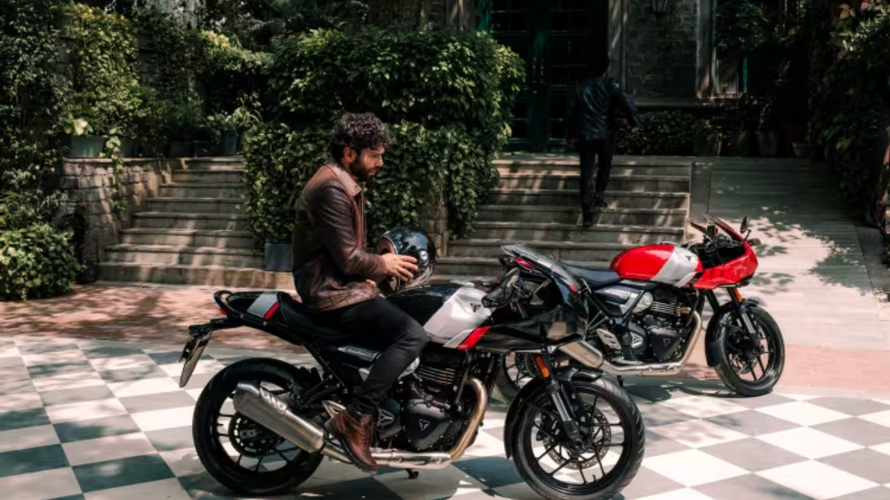 Triumph Thruxton 400